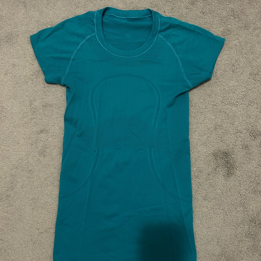 lululemon swiftly t shirt
